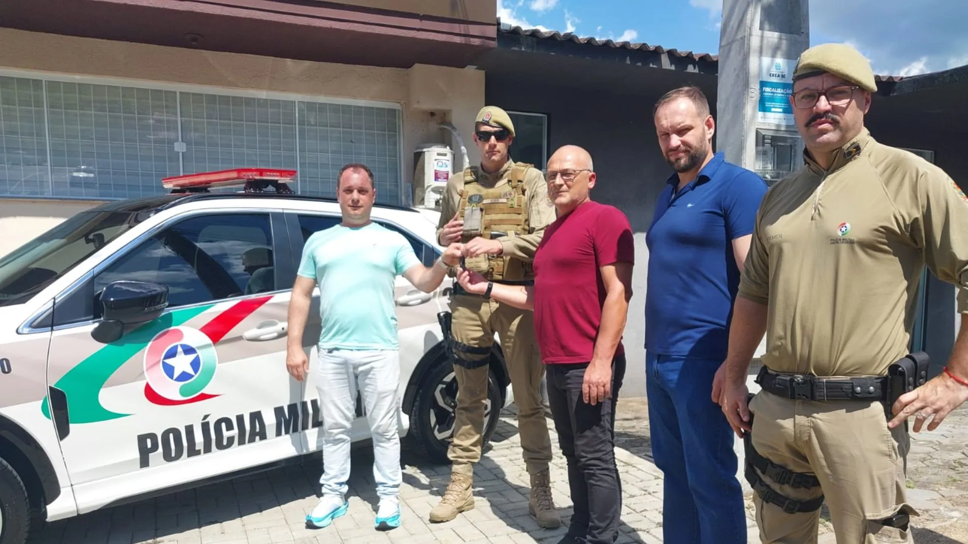 Polícia Militar de Pinheiro Preto ganha viatura blindada e moderna