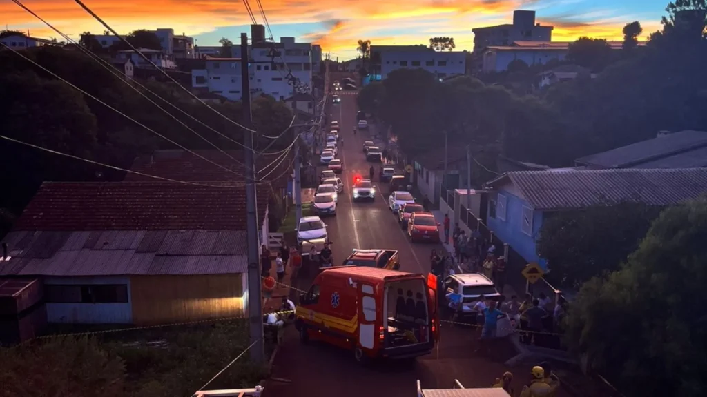 Corpo de homem é encontrado submerso em riacho no Meio-Oeste