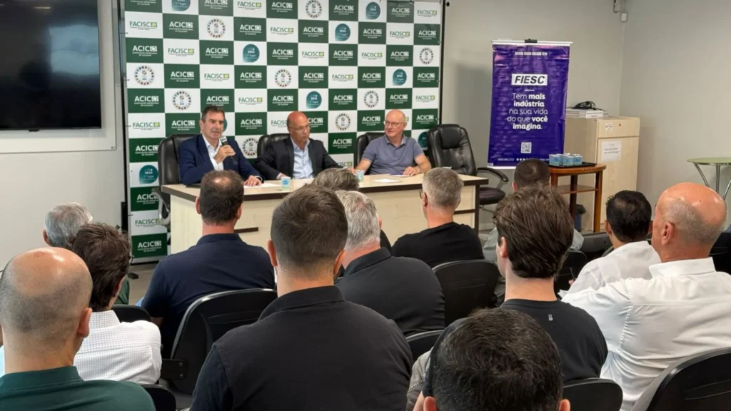 ACIC e FIESC promovem encontro da base florestal com deputado Cobalchini