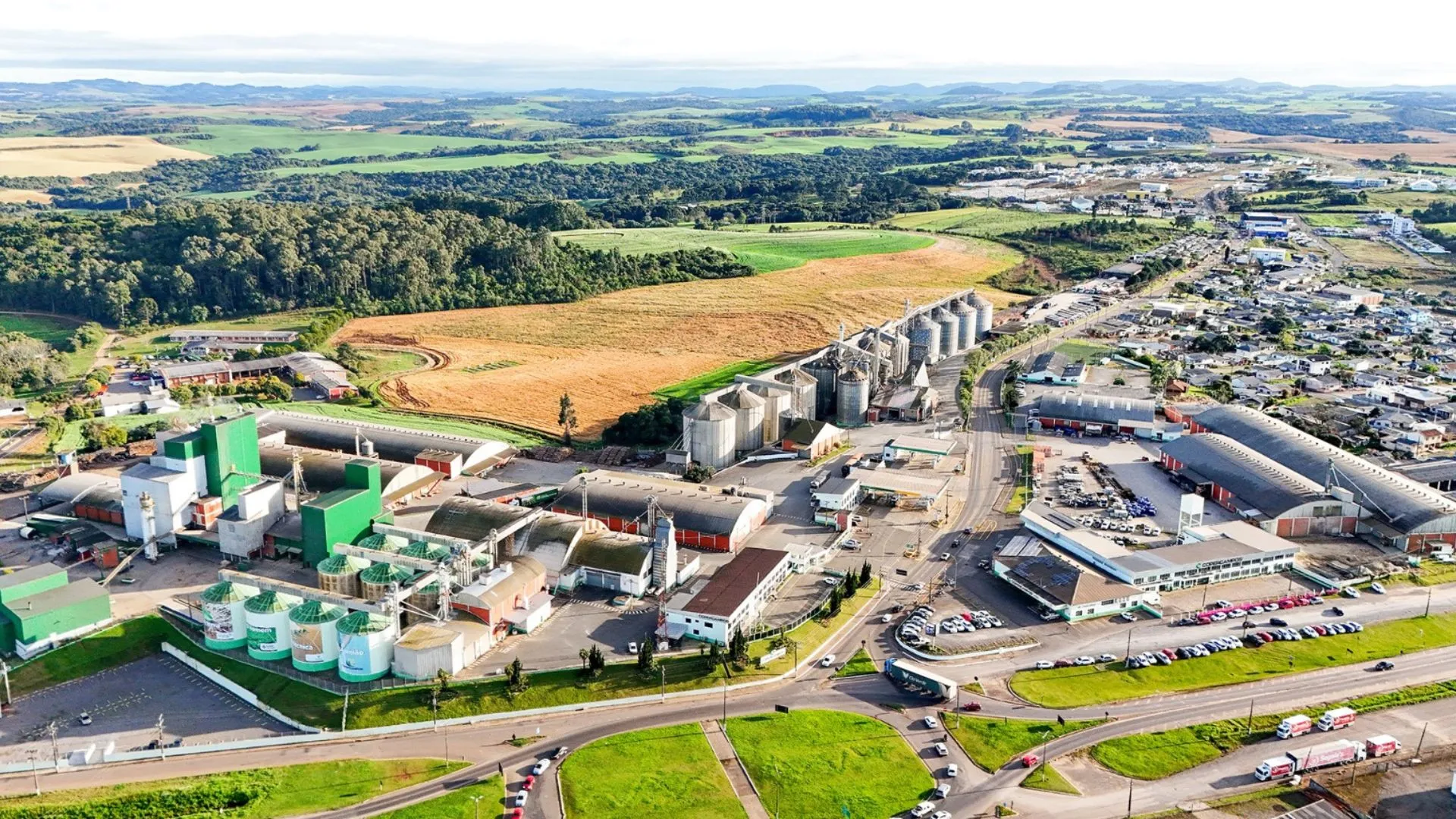 Gestão eficiente de energia gera economia para a Copercampos