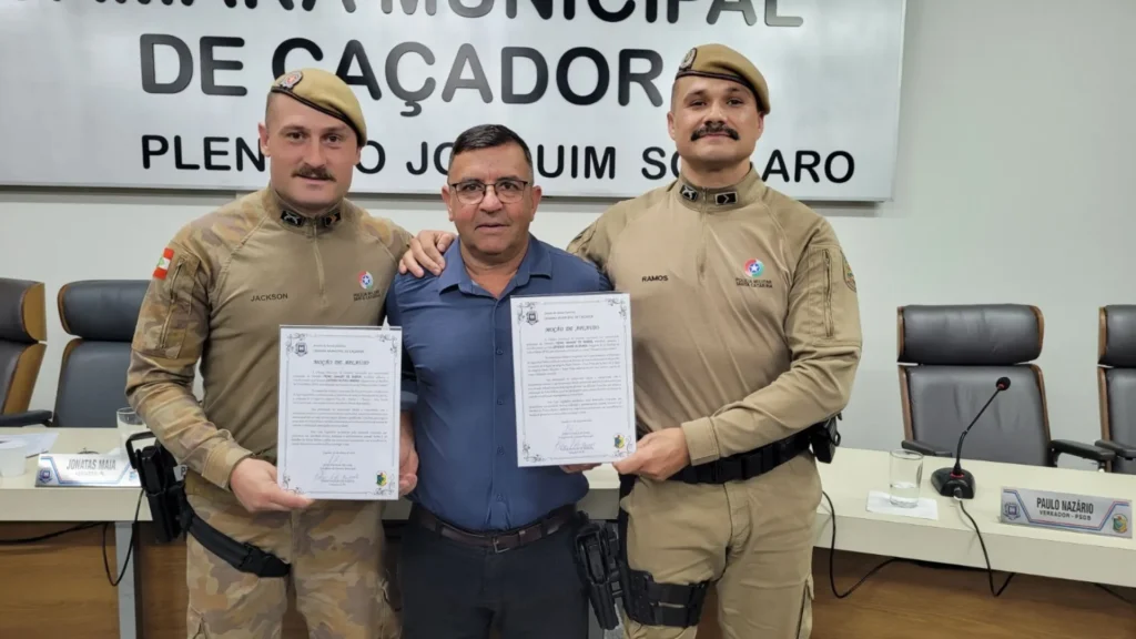 Policiais militares são homenageados na Câmara de Caçador