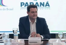 Ratinho Junior desiste da candidatura à Presidência da República Ratinho Junior desiste da candidatura à Presidência da República