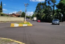 Vereadores solicitam implantação de rótula no bairro DER
