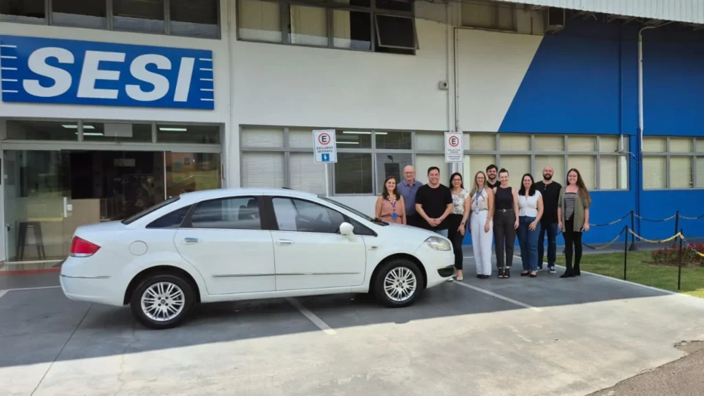 FIESC realiza entrega de veículo para o Instituto de Inovação de Caçador