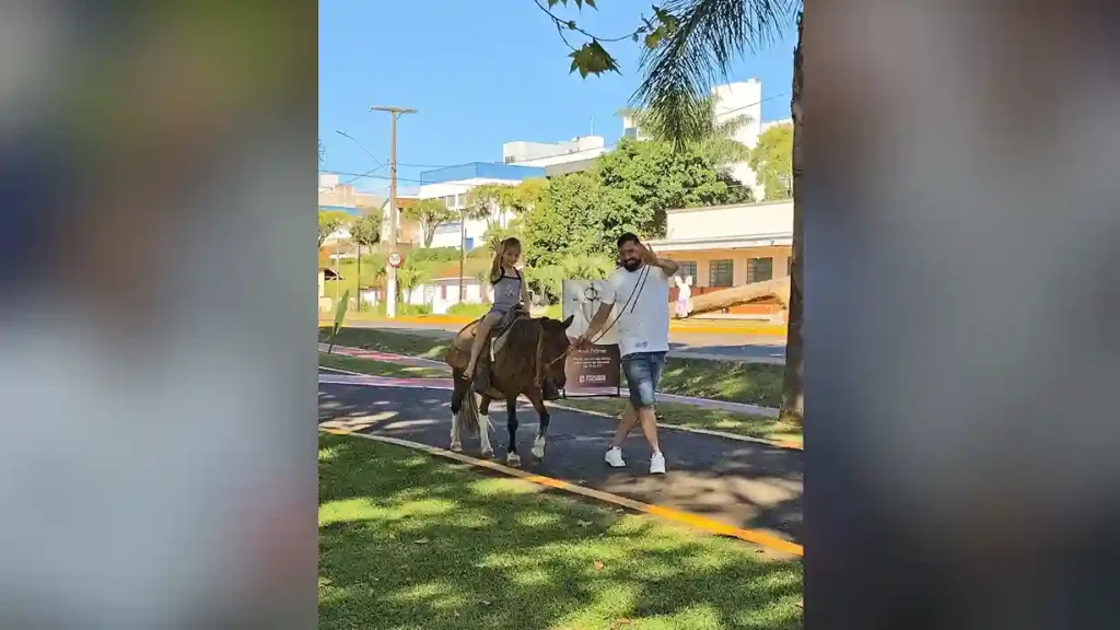 Parque Azul supera expectativas e emociona com laço inclusivo