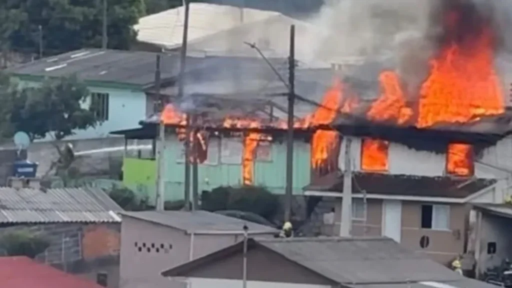 Família de Videira, atingida por incêndio, pede ajuda