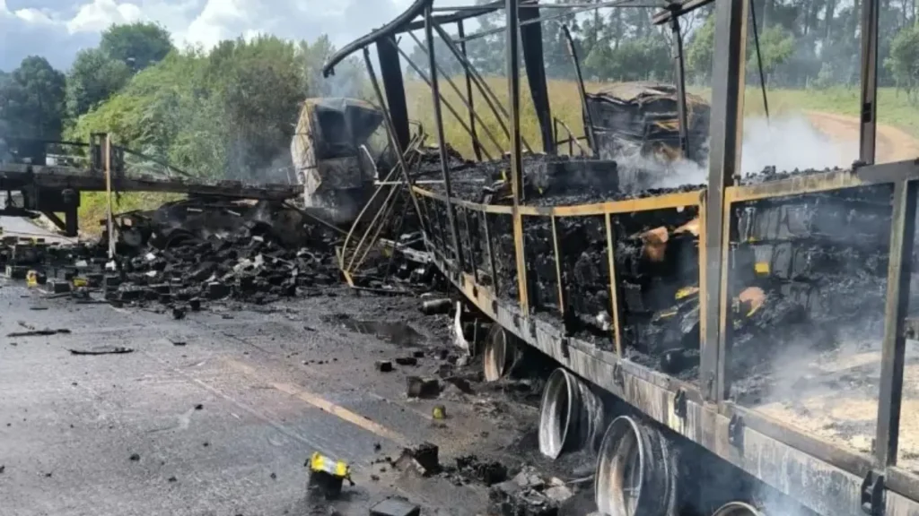 Motorista de Fraiburgo que transportava carga de Treze Tílias morre em grave acidente