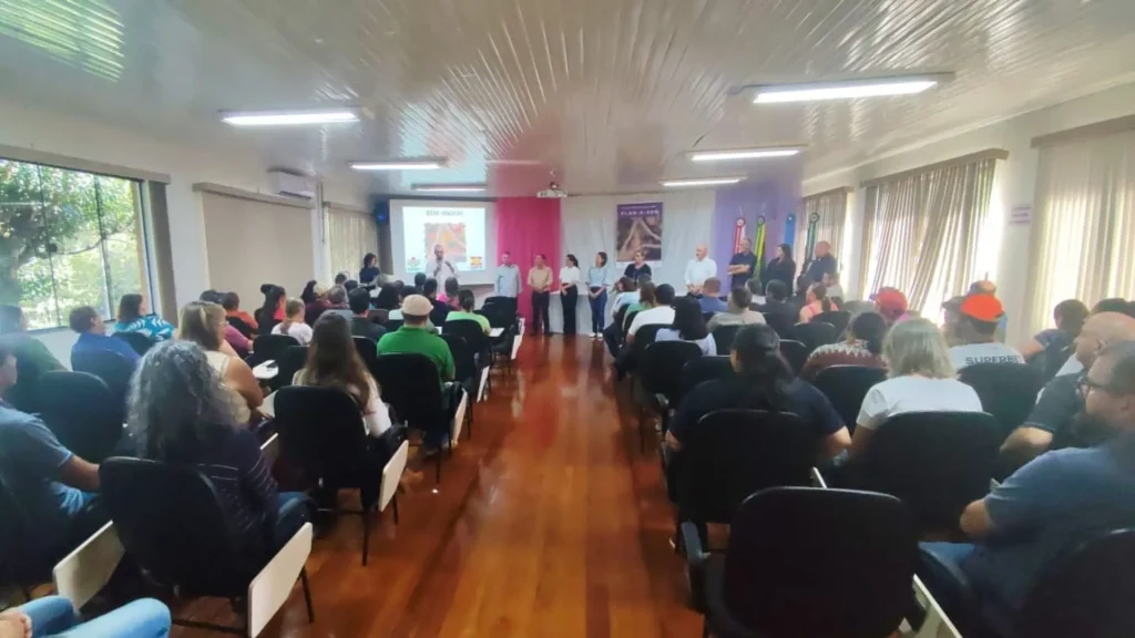 Programa “Mulheres em Ação Flor-E-Ser” inicia nova turma em Videira