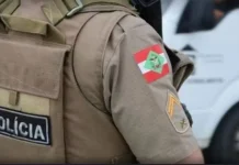 Adolescente de 17 anos foge após atirar contra jovem de 14 anos em SC Adolescente de 17 anos foge após atirar contra jovem de 14 anos em SC