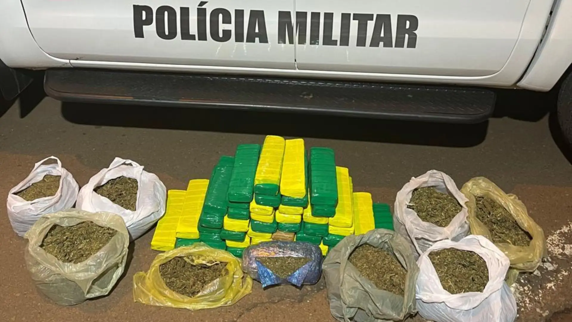 Adolescente de 15 anos é apreendida com 42 kg de maconha em ônibus interestadual