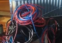 Dupla é presa com 430 kg de fios de cobre furtados Dupla é presa com 430 kg de fios de cobre furtados