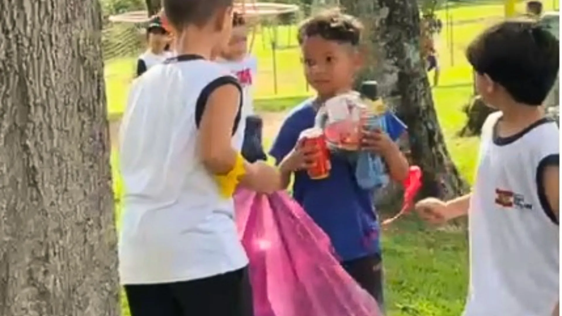 Escolas de Videira recebem projeto “Turma da Reciclagem”