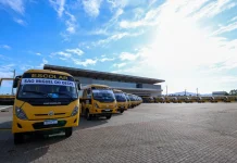 SC entrega ônibus escolares e municípios do Meio-Oeste são contemplados SC entrega ônibus escolares e municípios do Meio-Oeste são contemplados