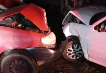 Motorista foge após acidente e deixa passageira ferida em Curitibanos Motorista foge após acidente e deixa passageira ferida em Curitibanos