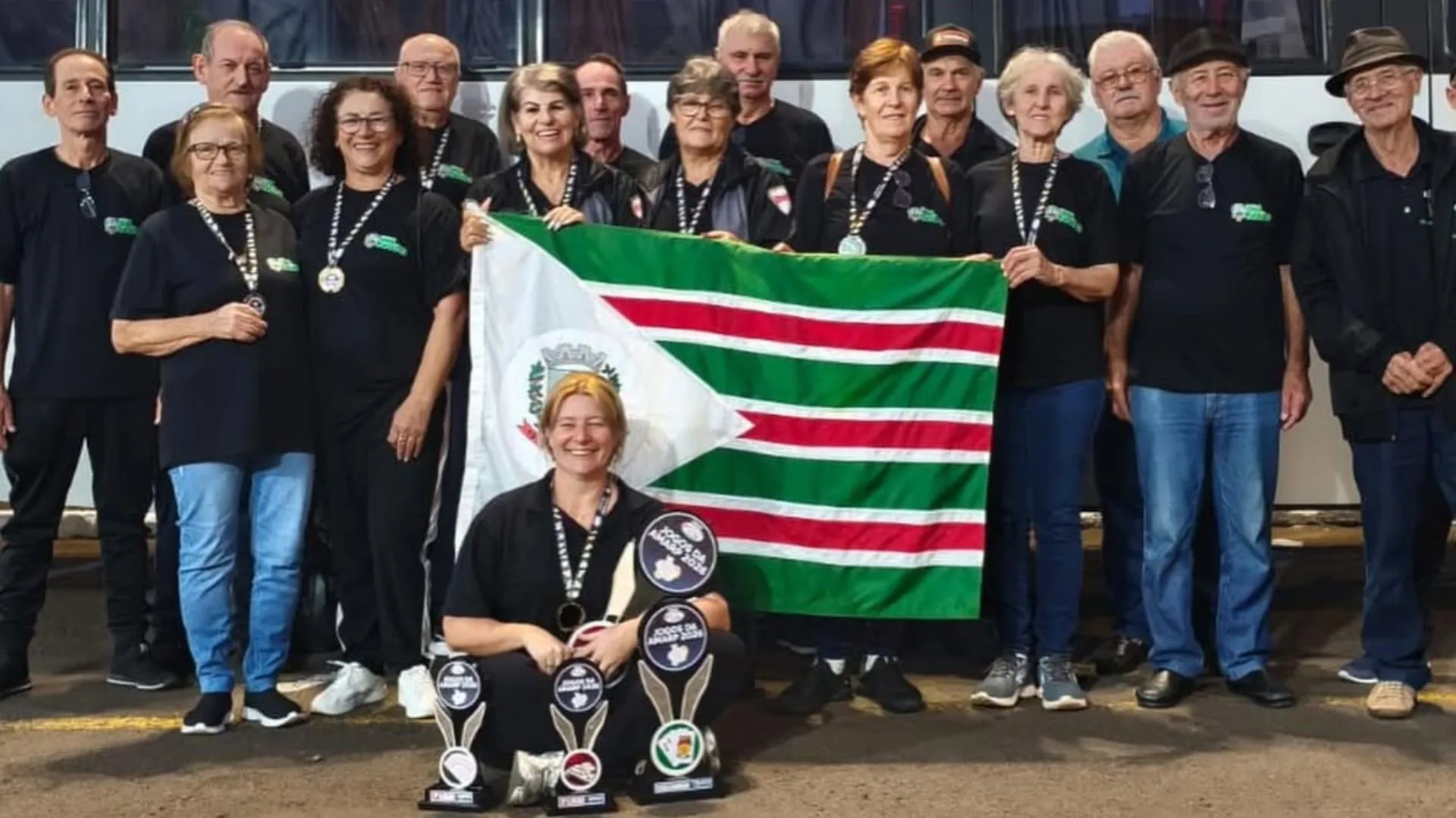 Melhor idade de Rio das Antas conquista medalhas nos Jogos da AMARP