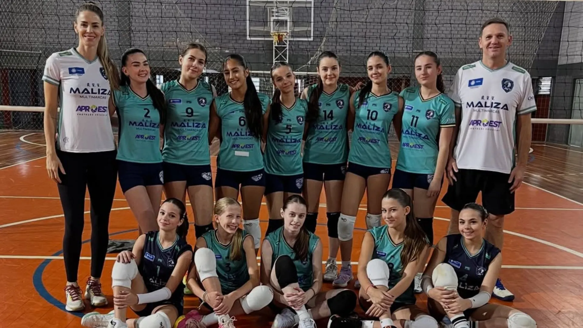 Videira é campeã da Liga Serrana Sub-17 de vôlei em Fraiburgo