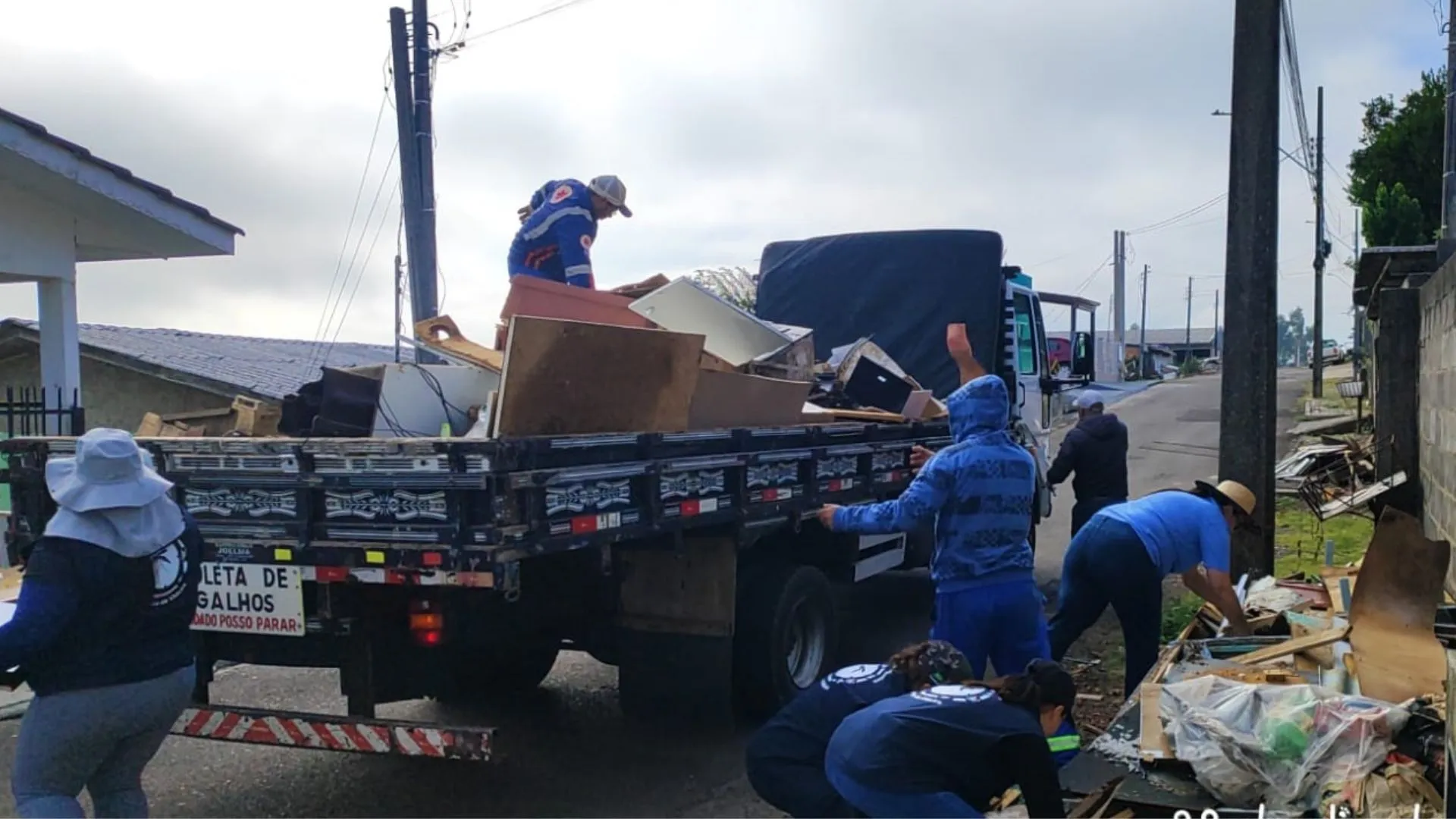 Bota Fora recolhe mais de 27 toneladas e reforça combate à dengue em Videira