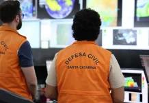 Risco de desabamento leva Defesa Civil a interditar prédio em Joaçaba Risco de desabamento leva Defesa Civil a interditar prédio em Joaçaba