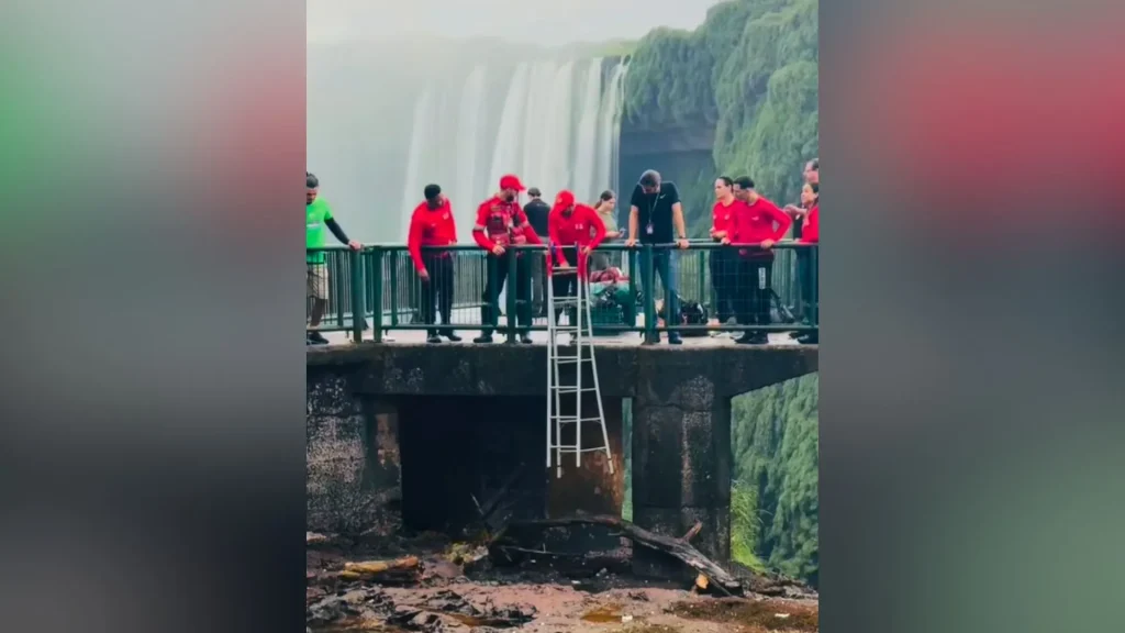 Cataratas do Iguaçu recebem ação de limpeza de moedas