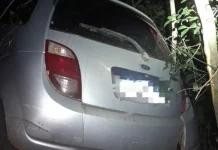 Jovem fica ferido após saída de pista na SC-464 em Arroio Trinta Jovem fica ferido após saída de pista na SC-464 em Arroio Trinta