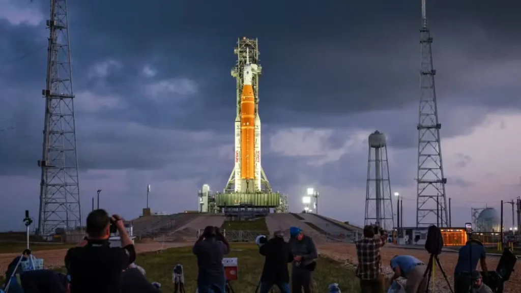 NASA lança nova missão tripulada à Lua após 50 anos