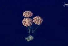 Artemis II pousa no mar após missão histórica Artemis II pousa no mar após missão histórica