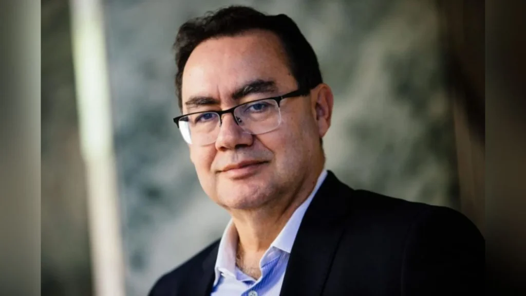 Augusto Cury é pré-candidato da presidência da República
