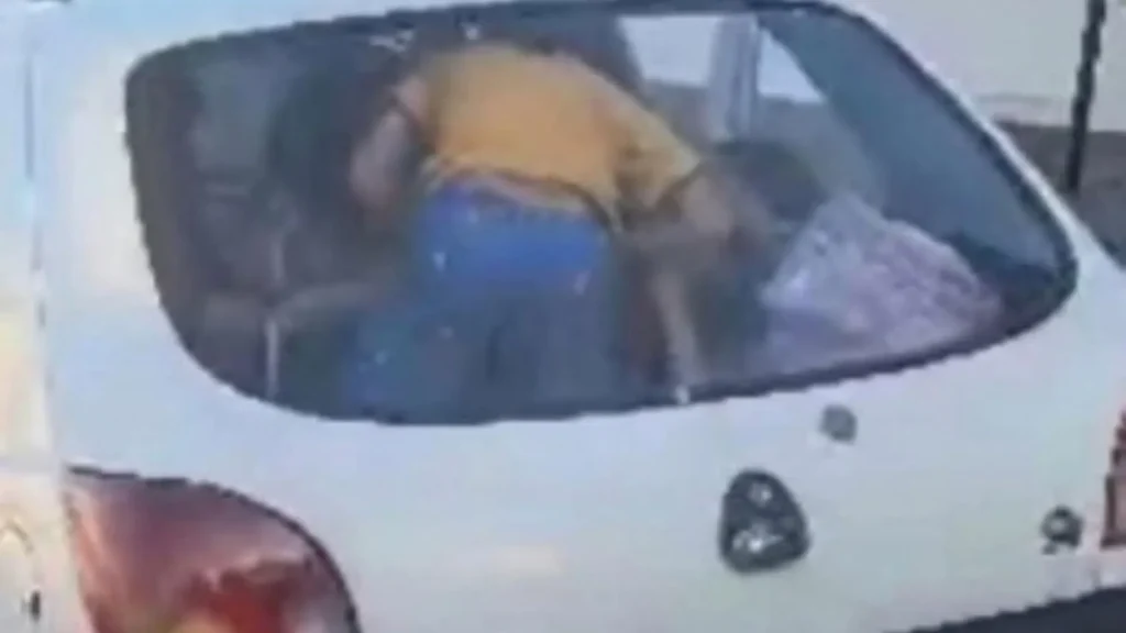 Criança é flagrada em porta-malas durante abordagem