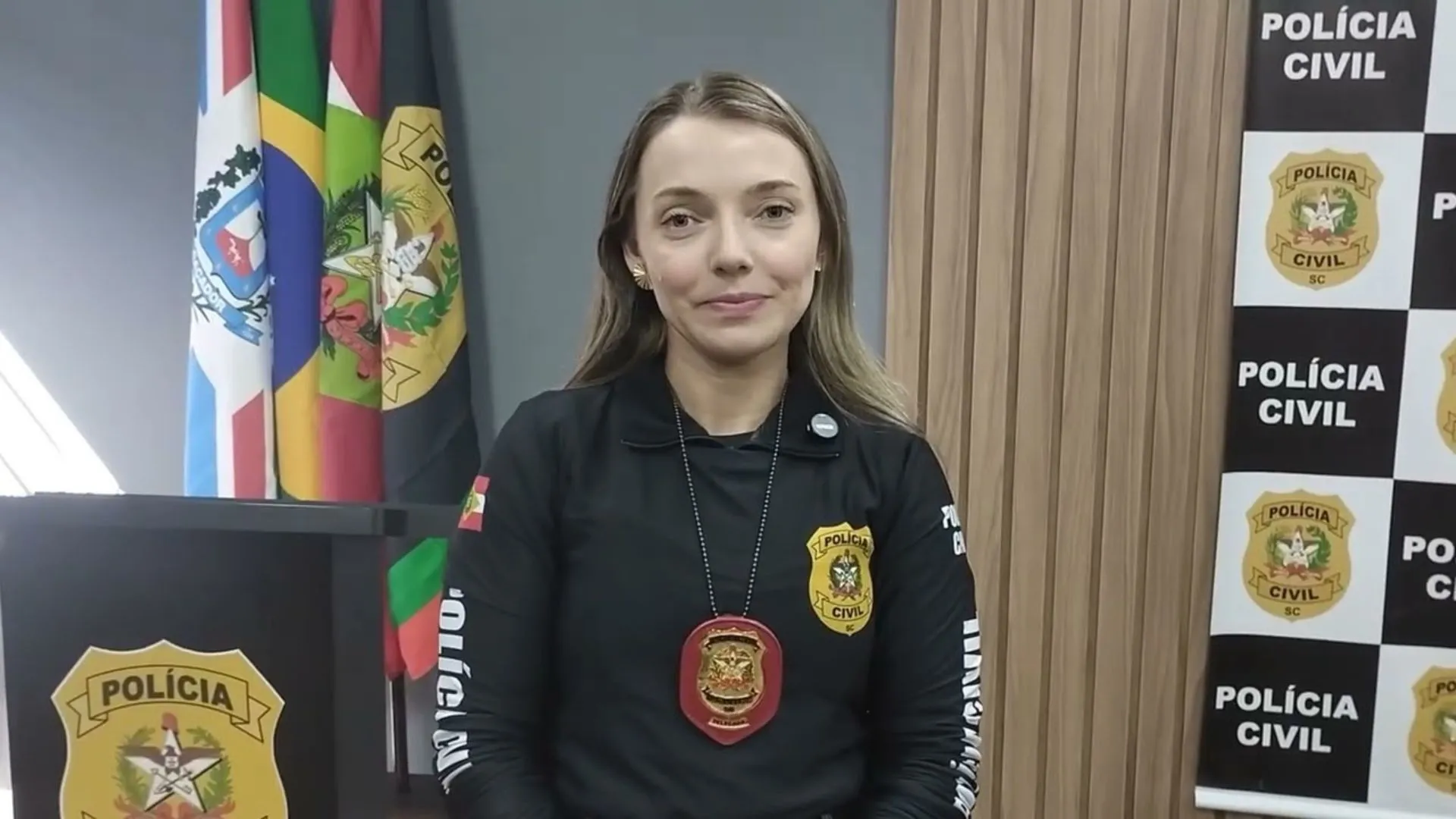 Delegada orienta motoristas de app sobre prevenção em corridas