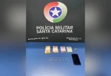 Polícia Militar flagra tráfico de drogas em Caçador Polícia Militar flagra tráfico de drogas em Caçador