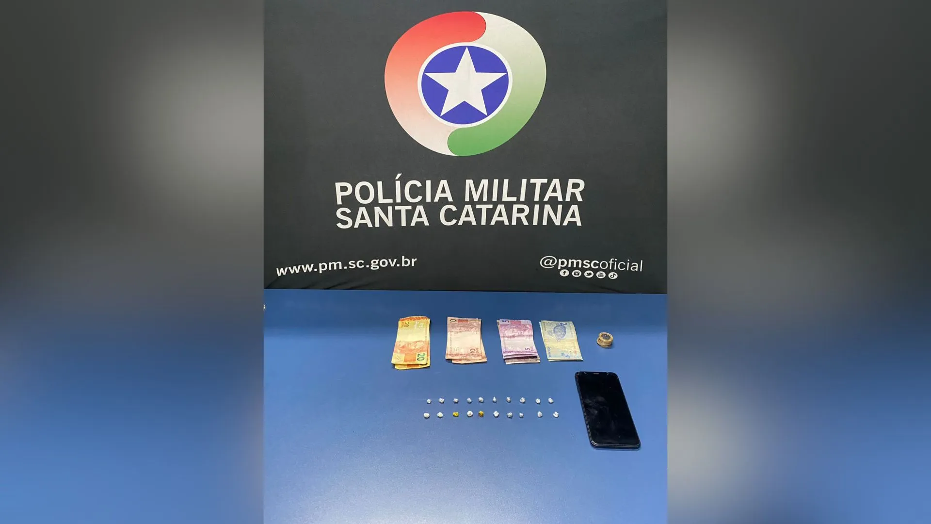 Polícia Militar flagra tráfico de drogas em Caçador