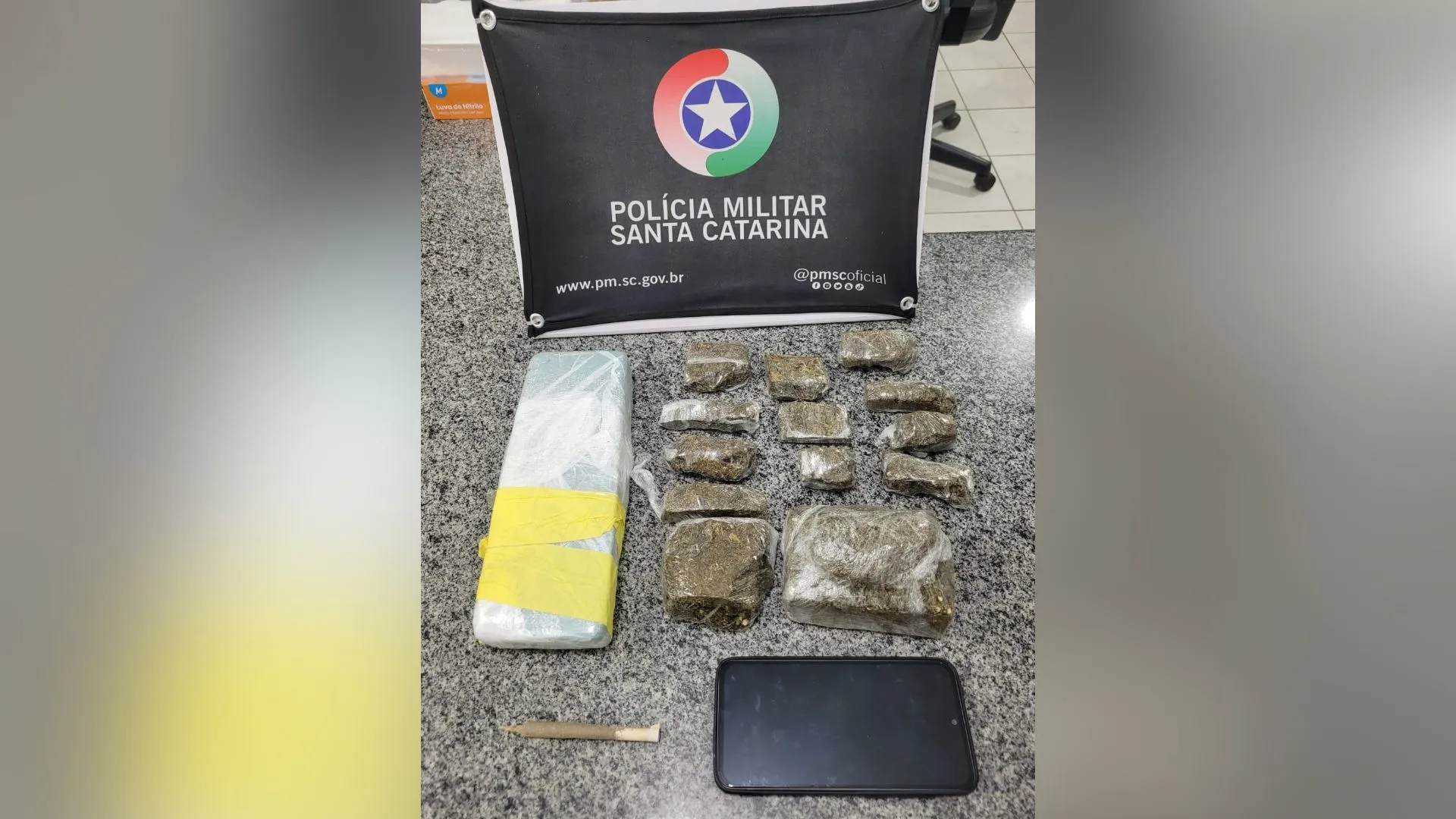Jovem é preso com 1,5 kg de maconha em Campos Novos