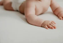 Bebê morre após complicações por meningite bacteriana em SC Bebê morre após complicações por meningite bacteriana