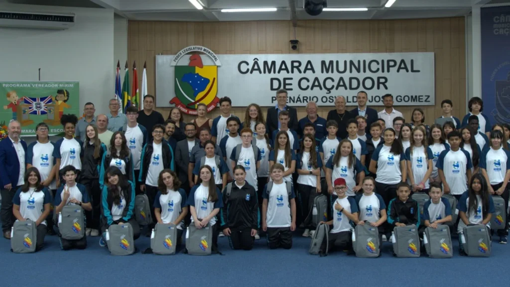 Novos mirins de Caçador tomam posse em solenidade na Câmara