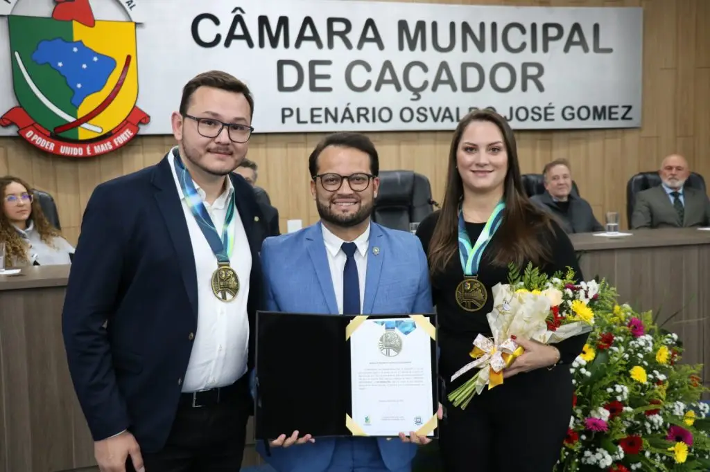 Câmara reconhece trajetória dos Destaque Caçadorenses