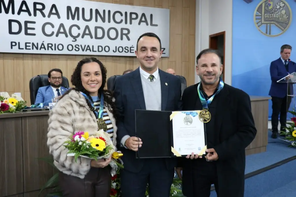 Câmara reconhece trajetória dos Destaque Caçadorenses