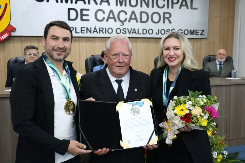 Câmara reconhece trajetória dos Destaque Caçadorenses