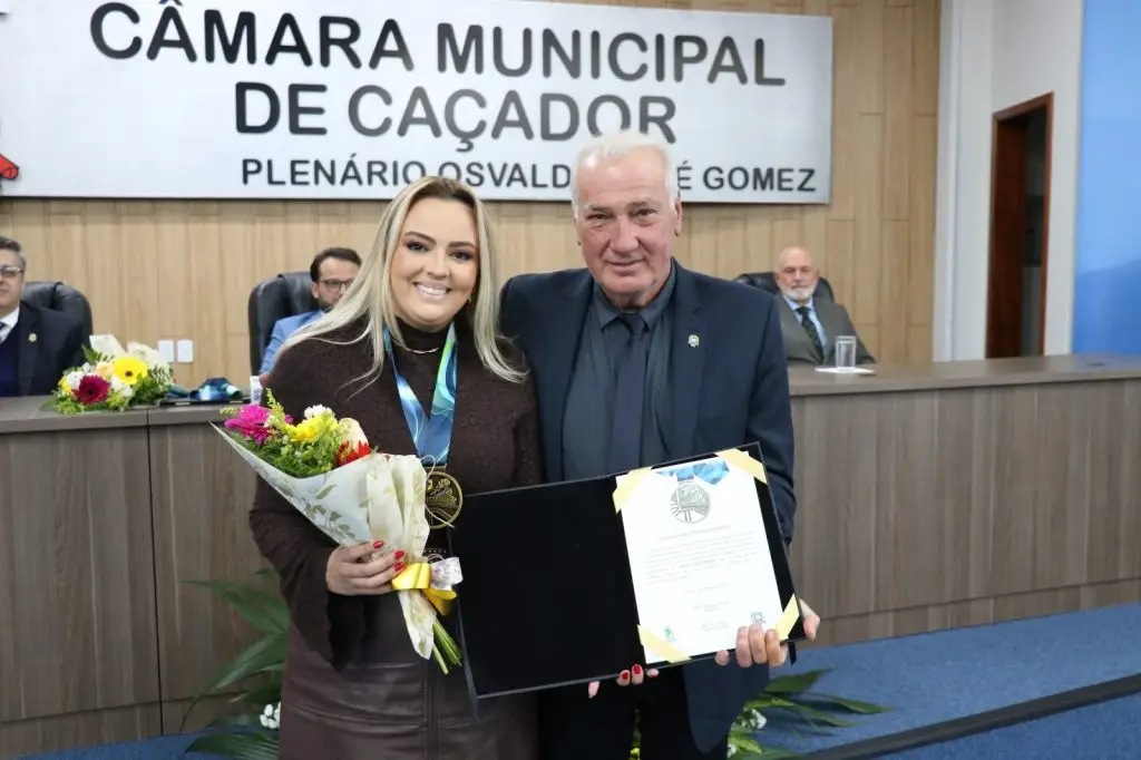 Câmara reconhece trajetória dos Destaque Caçadorenses
