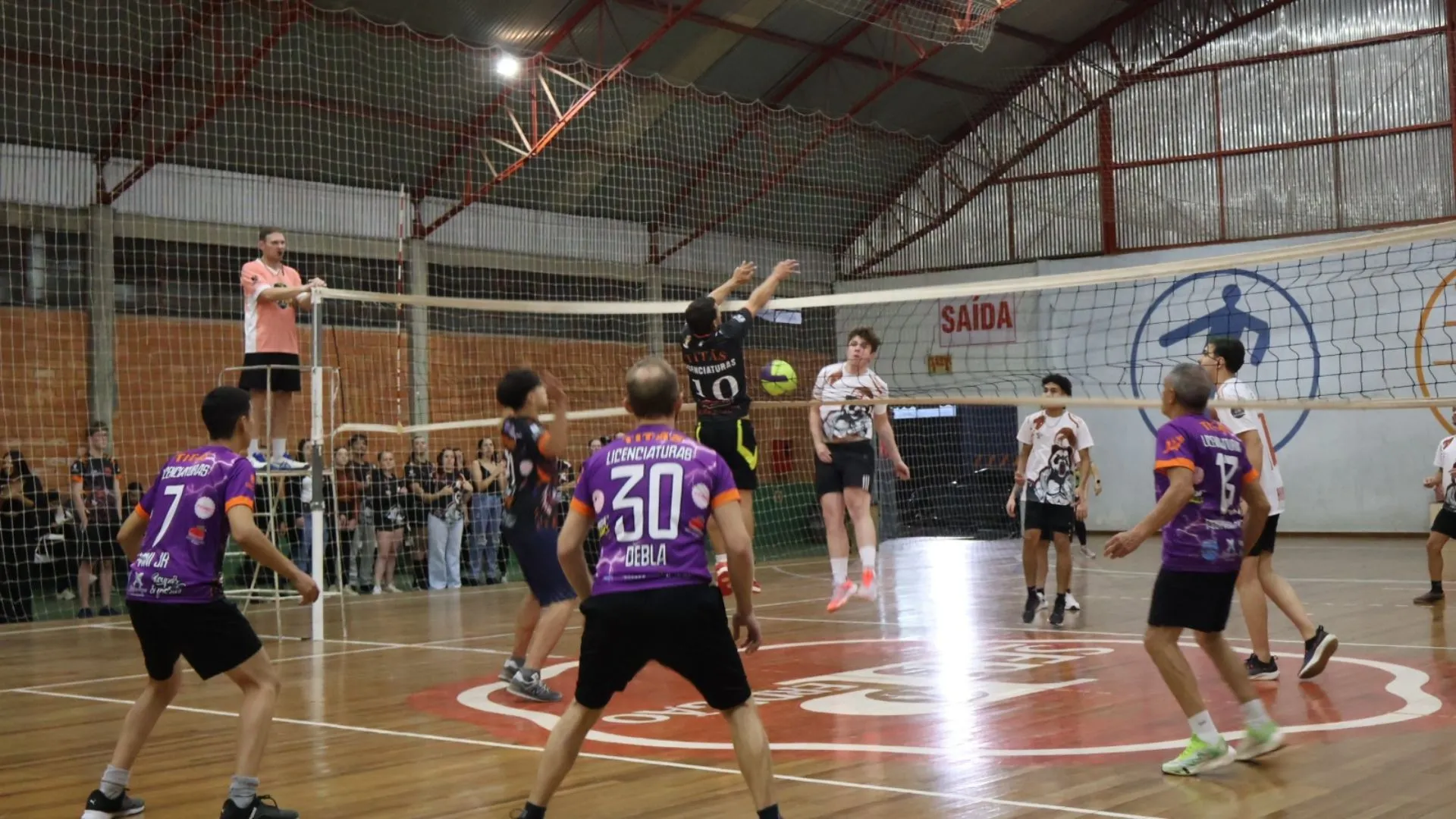JUV reúne estudantes em semana de esporte e integração em Videira