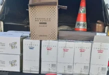 Polícia Rodoviária apreende quase 100 garrafas de bebidas contrabandeadas em Caçador Polícia Rodoviária apreende quase 100 garrafas de bebidas contrabandeadas em Caçador