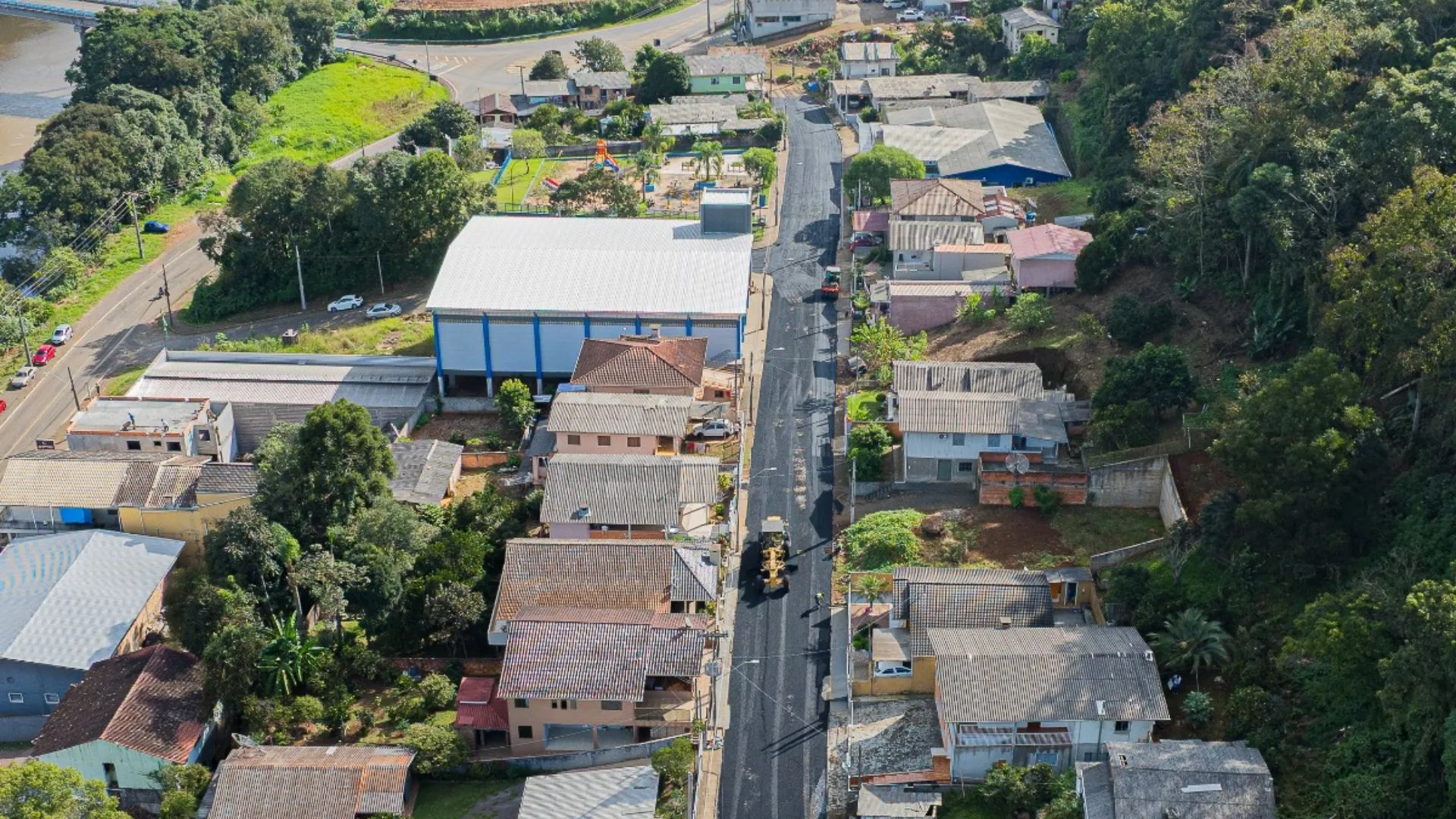 Ruas de Videira entram na fase final de pavimentação asfáltica
