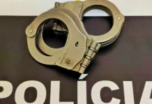 Condenados por extorsão e estelionato são presos em Videira e Joinville Condenados por extorsão e estelionato são presos em Videira e Joinville