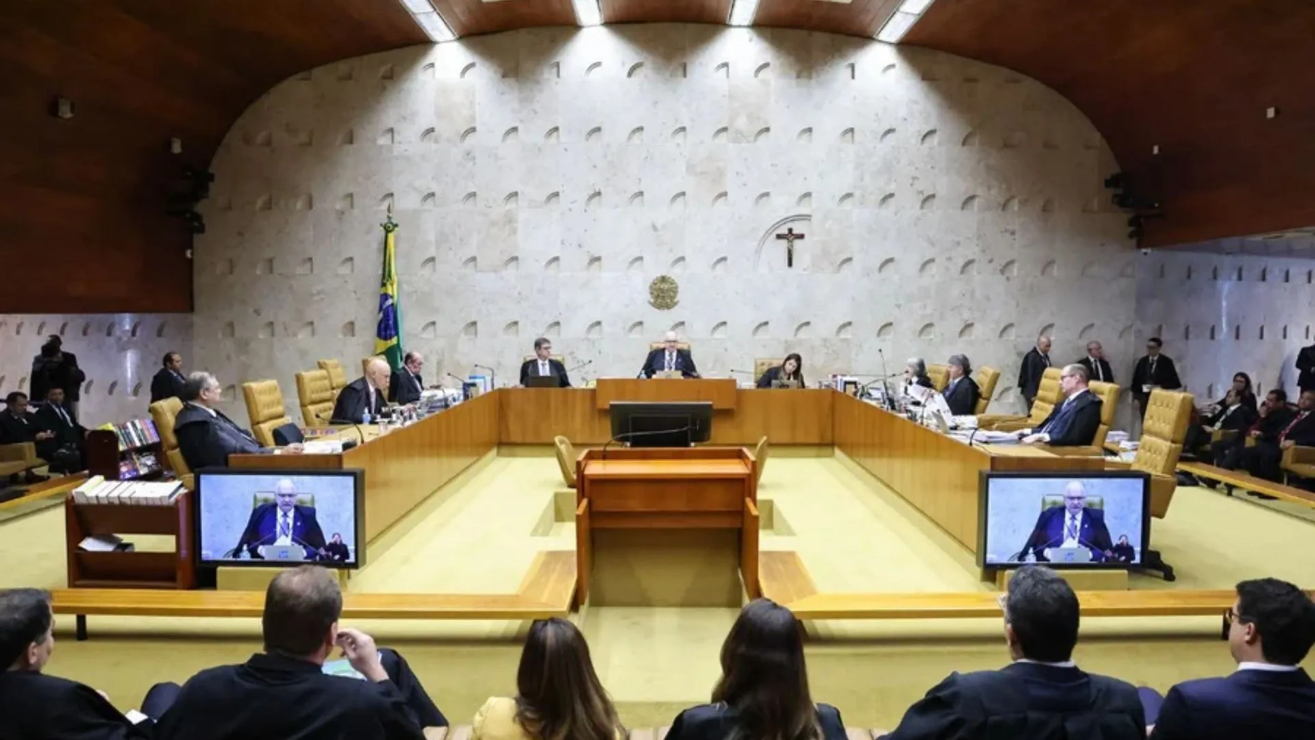 STF começa julgamento sobre mudanças na Lei da Ficha Limpa