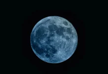Videira terá noite especial de observação da “Blue Moon” Videira terá noite especial de observação da “Blue Moon”
