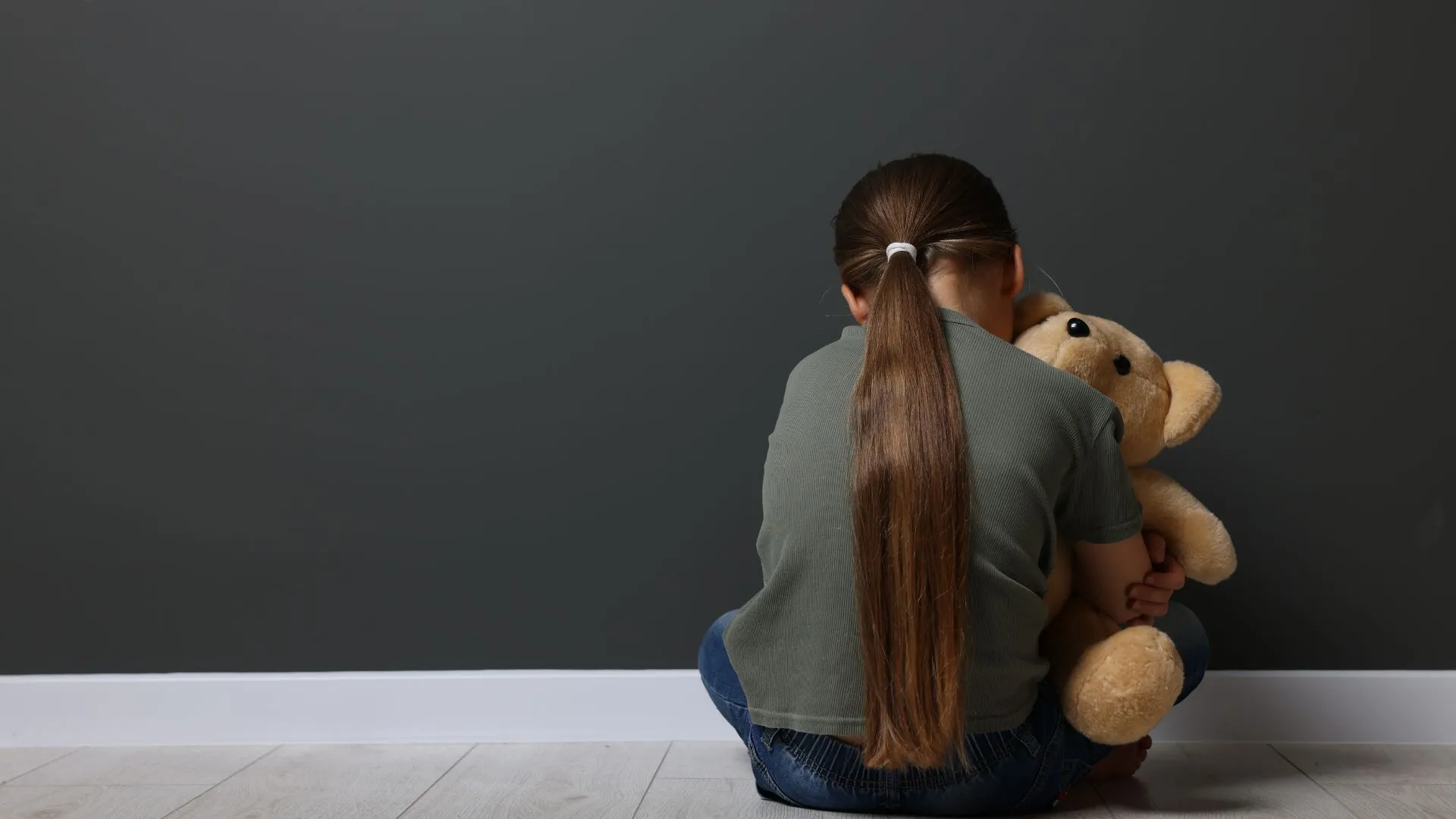 Nova política contra abuso sexual de crianças e adolescentes entra em vigor