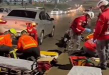 Colisão entre moto e carro deixa mulheres feridas em Caçador Colisão entre moto e carro deixa mulheres feridas em Caçador
