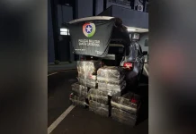 Polícia apreende mais de 300 kg de maconha em motel de Caçador Polícia apreende mais de 300 kg de maconha em motel de Caçador