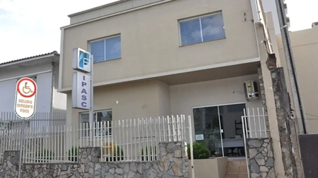 Servidora do Ipasc em Caçador é afastada por suspeita de desvio de recursos