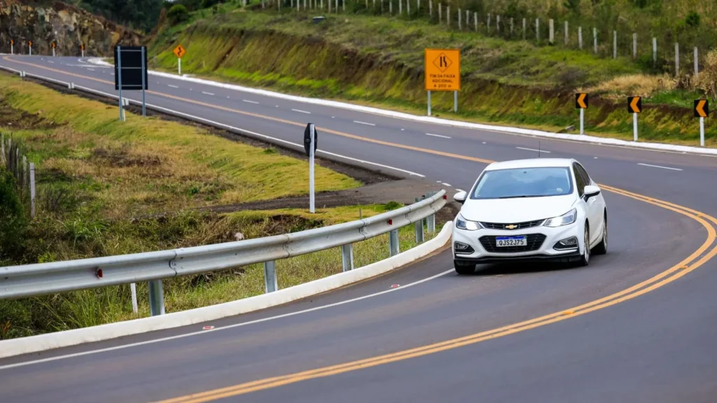 Governador inaugura SC-465 entre Macieira e Arroio Trinta
