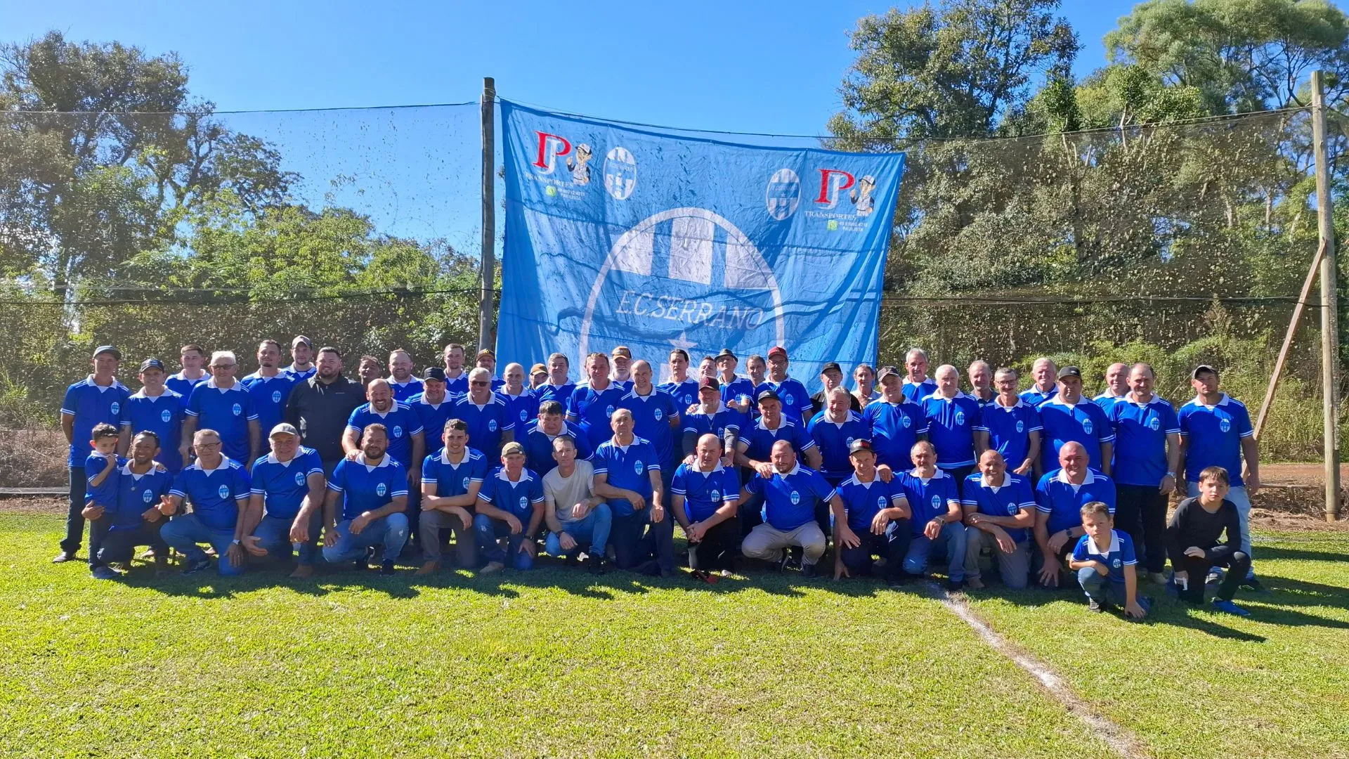 Evento homenageia ex-atletas e resgata história do Serrano Esporte Clube